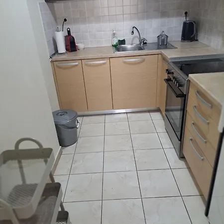דירה Avras Experience 4 *